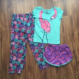 Girls Pajama Set - M